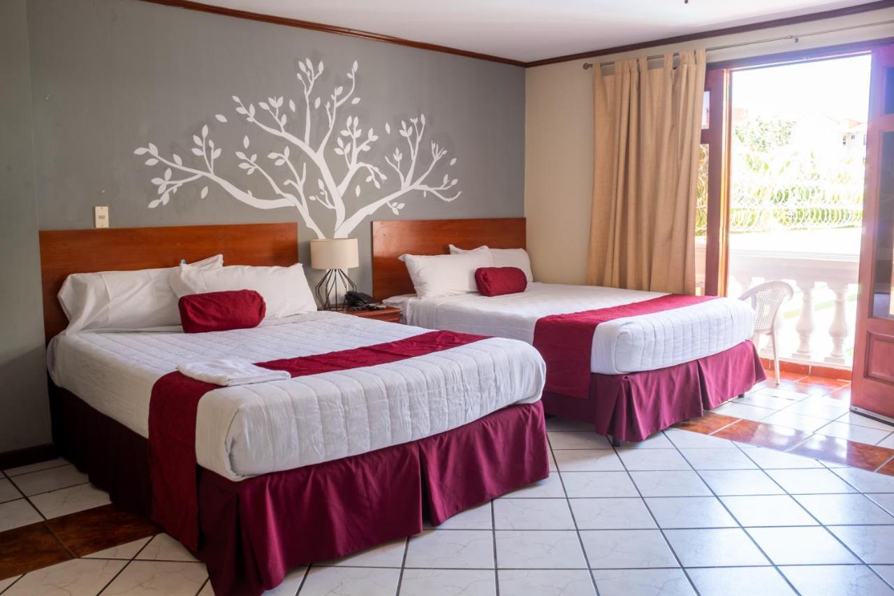 Hotel Fotherhouse San Salvador Exterior foto