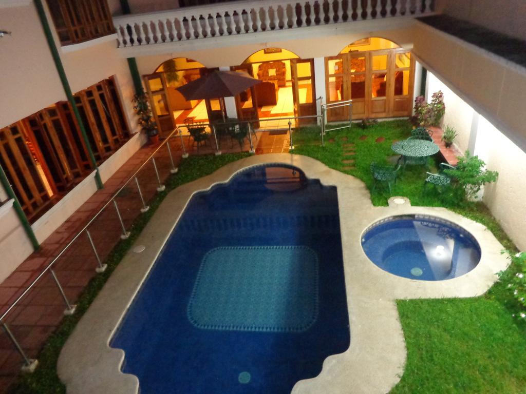 Hotel Fotherhouse San Salvador Exterior foto